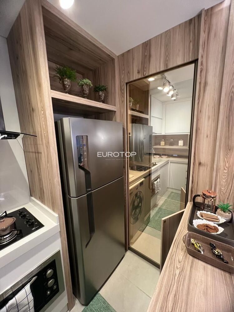Apartamento à venda com 2 quartos, 44m² - Foto 4