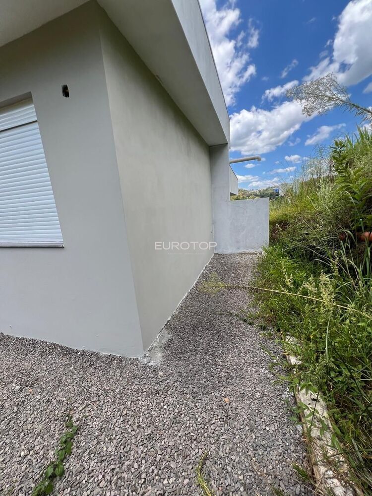 Casa à venda com 2 quartos, 72m² - Foto 15