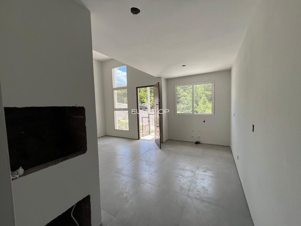 Casa à venda com 2 quartos, 72m² - Foto 7