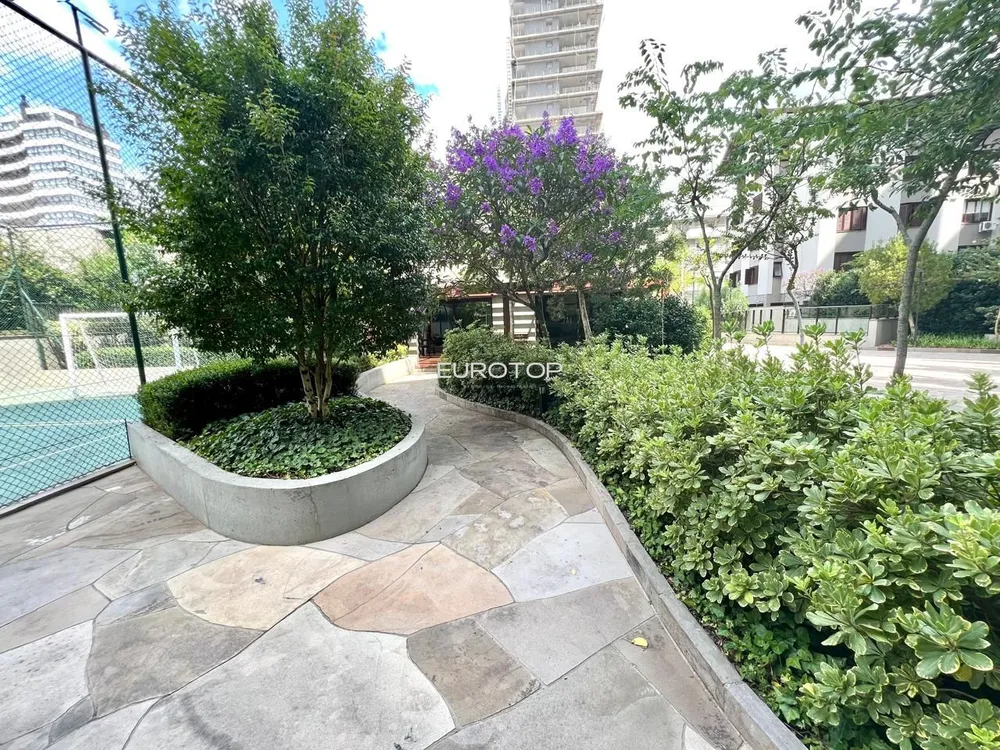 Apartamento, 3 quartos, 169 m² - Foto 2