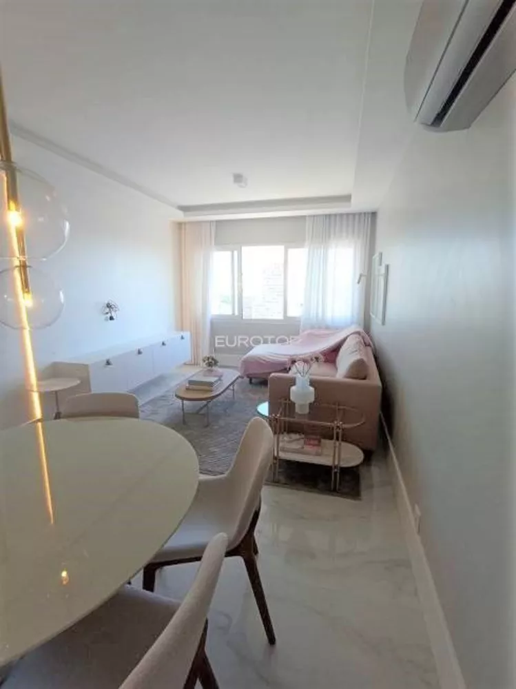 Apartamento à venda com 2 quartos, 68m² - Foto 4