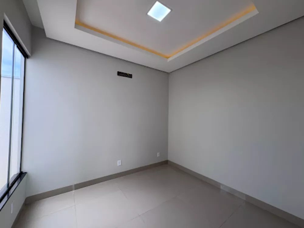 Casa à venda com 3 quartos, 178m² - Foto 3