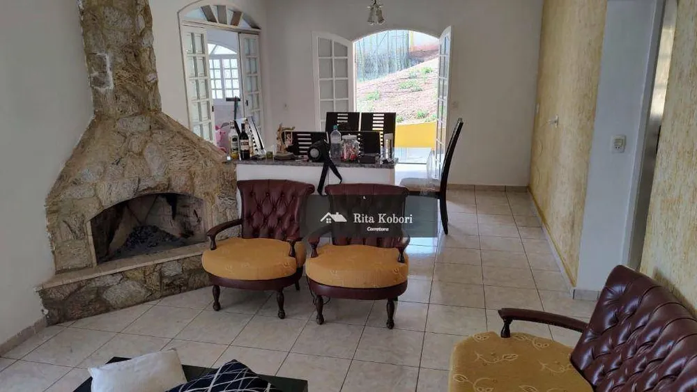 Chácara, 4 quartos, 1000 m² - Foto 4