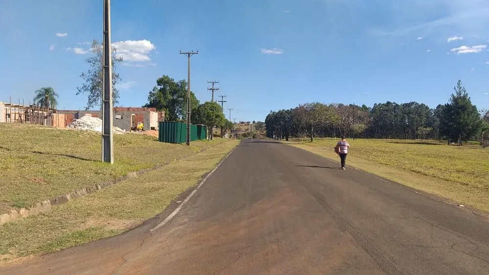 Loteamento e Condomínio, 450 m² - Foto 1