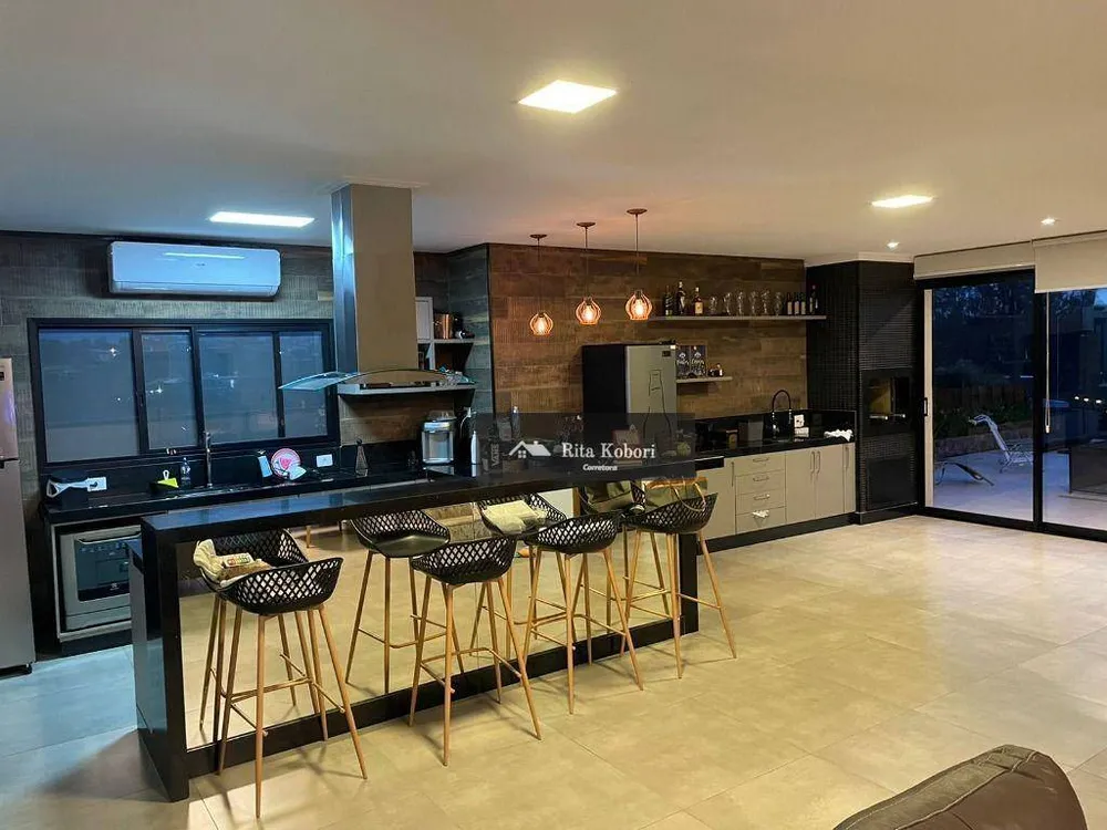 Sobrado, 6 quartos, 320 m² - Foto 3