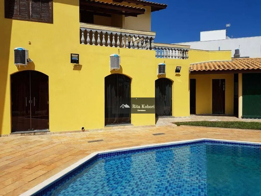 Casa, 4 quartos, 300 m² - Foto 1