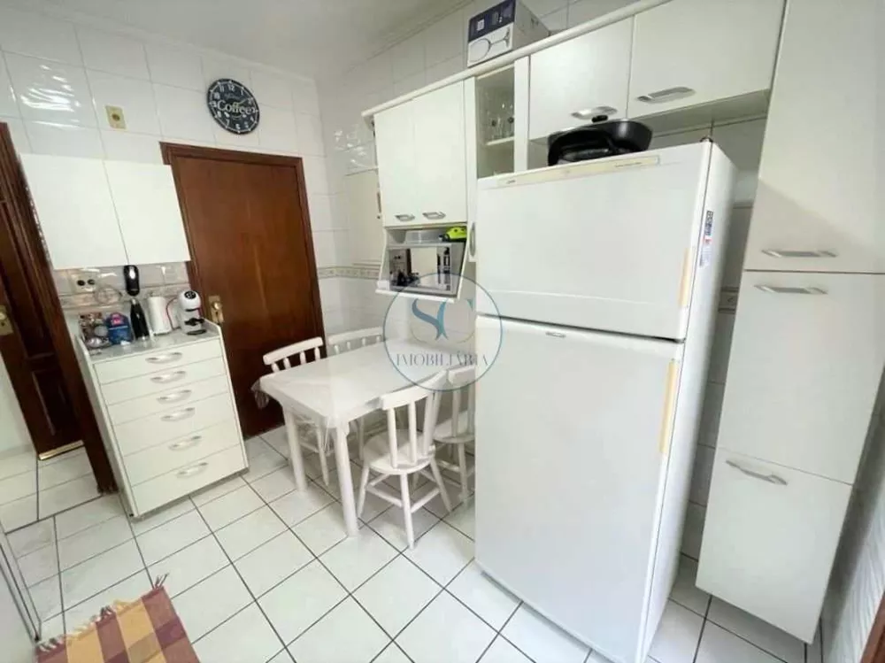 Apartamento à venda com 3 quartos, 120m² - Foto 11