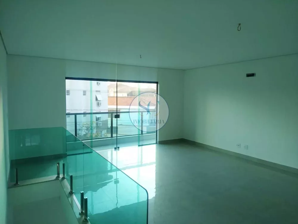 Casa à venda com 4 quartos, 247m² - Foto 1