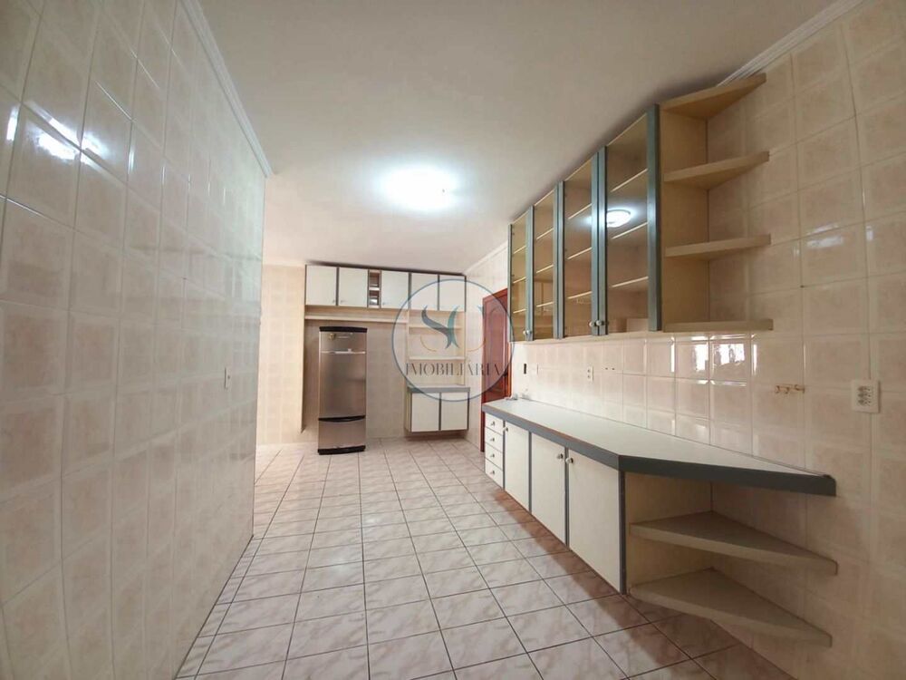 Apartamento, 4 quartos, 230 m² - Foto 1