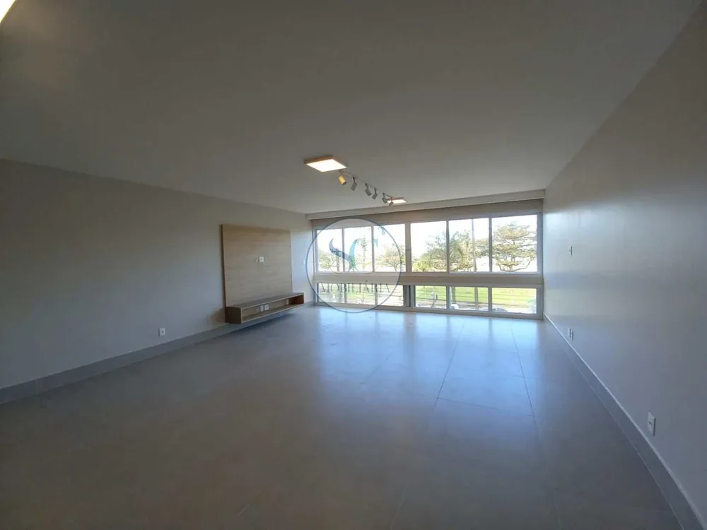 Apartamento, 3 quartos, 200 m² - Foto 2