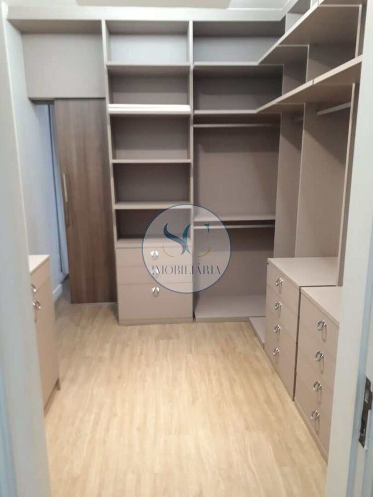 Apartamento, 3 quartos, 211 m² - Foto 2