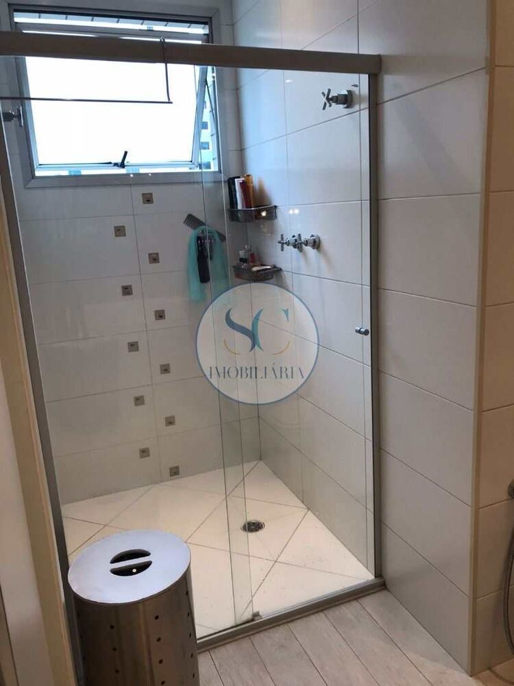 Apartamento à venda com 3 quartos, 209m² - Foto 6