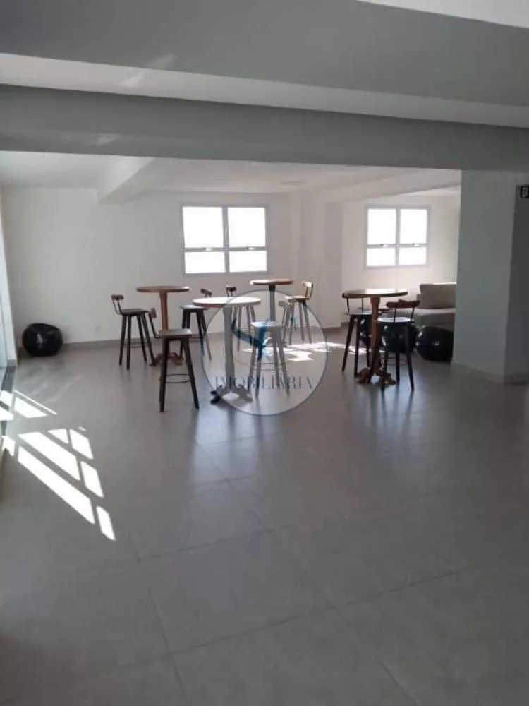 Apartamento à venda com 2 quartos, 58m² - Foto 15