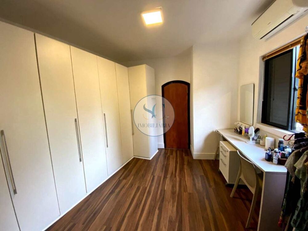 Casa, 3 quartos, 258 m² - Foto 6