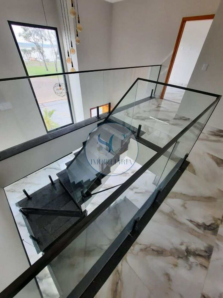 Sobrado, 3 quartos, 236 m² - Foto 2