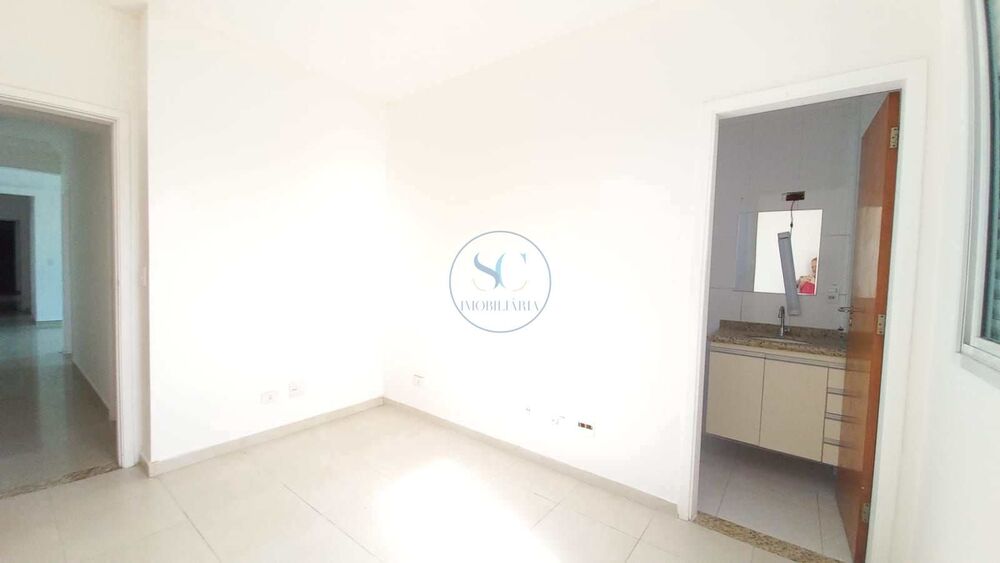 Apartamento à venda com 2 quartos, 67m² - Foto 13