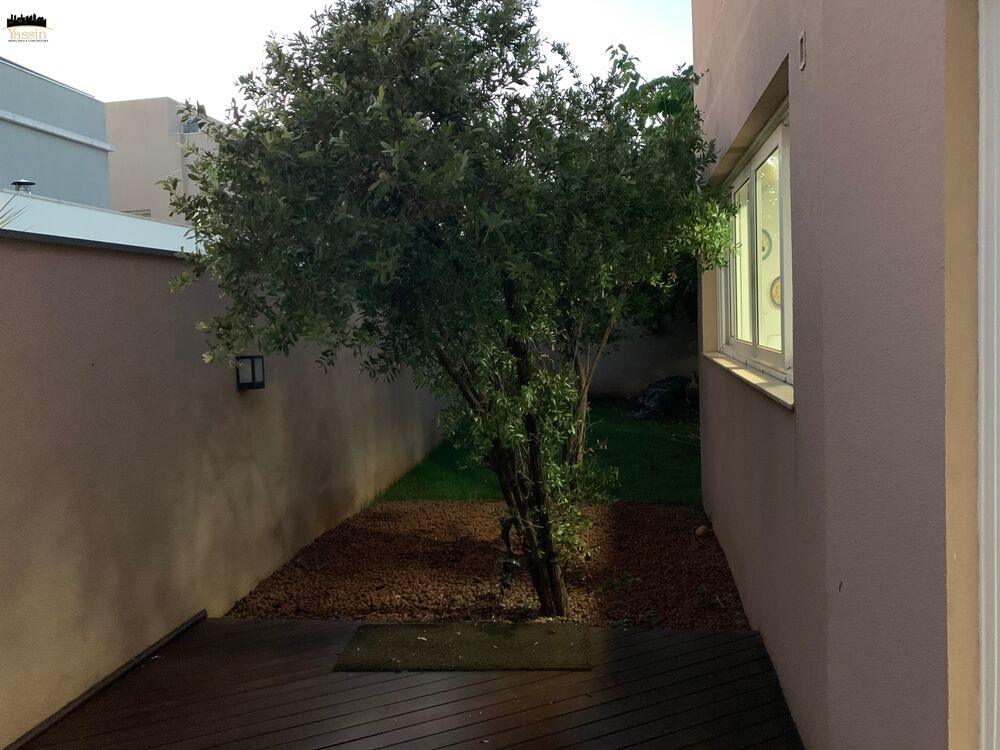 Casa à venda com 4 quartos, 614m² - Foto 3