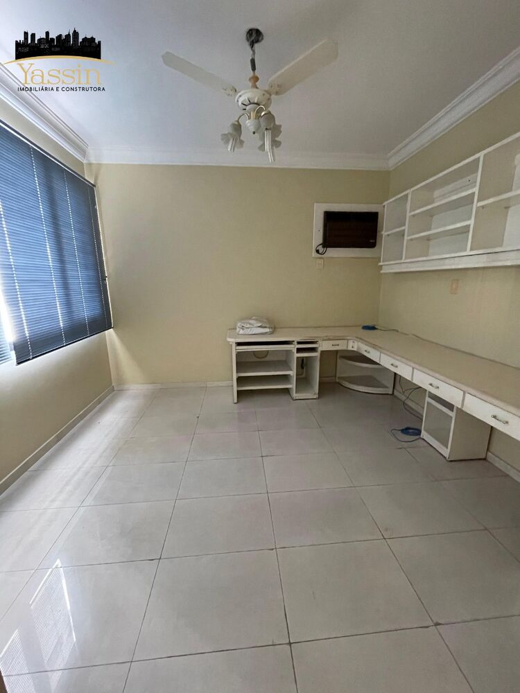 Apartamento à venda com 3 quartos, 180m² - Foto 1