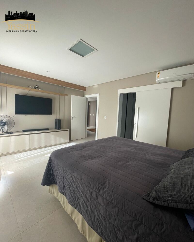 Casa à venda com 3 quartos, 370m² - Foto 25