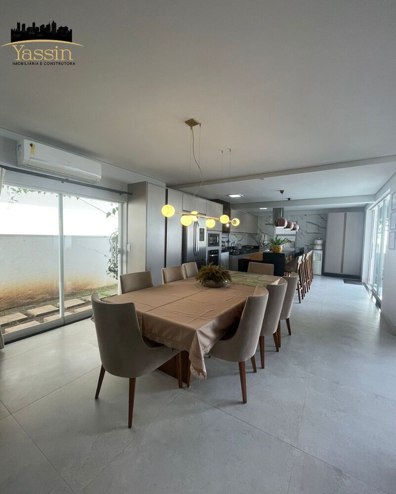 Casa à venda com 3 quartos, 370m² - Foto 7