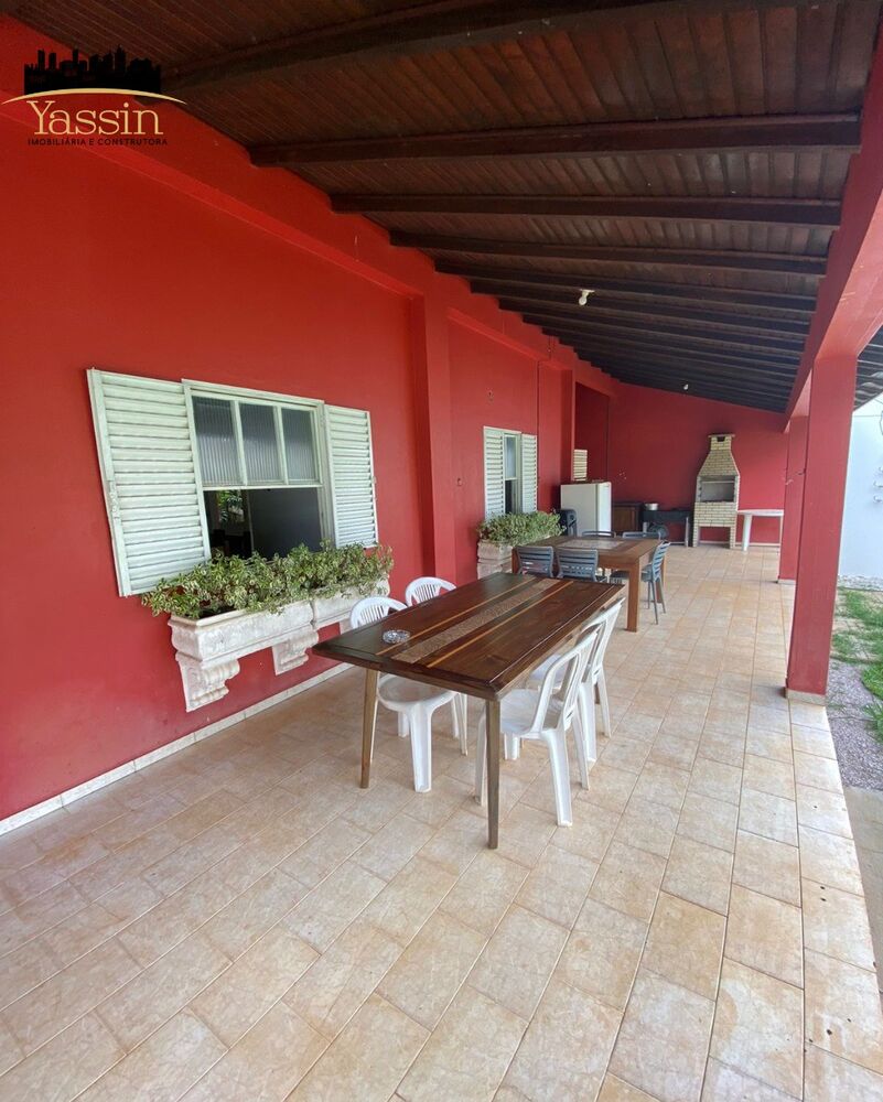 Casa, 3 quartos, 250 m² - Foto 1