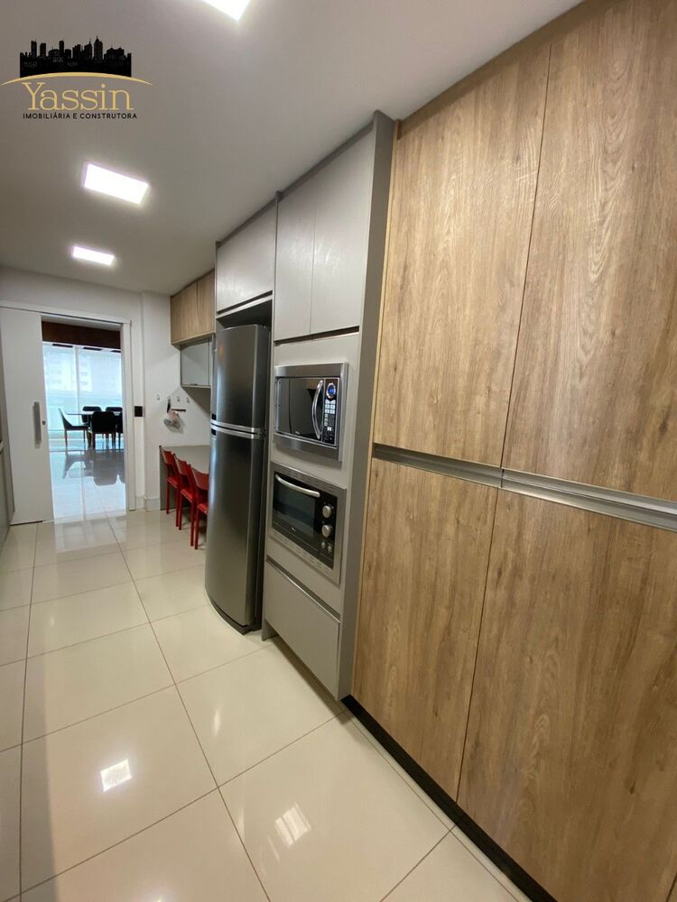 Apartamento à venda com 3 quartos, 157m² - Foto 21