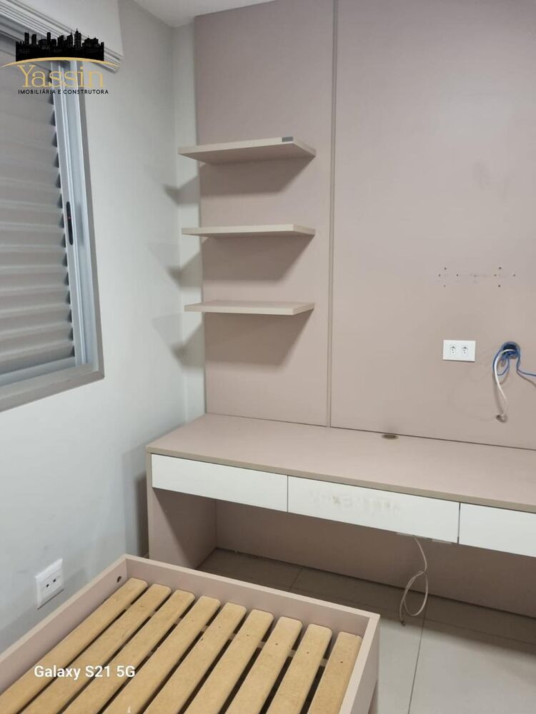 Apartamento à venda com 3 quartos, 157m² - Foto 6