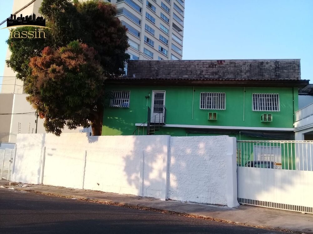 Casa, 4 quartos, 245 m² - Foto 2