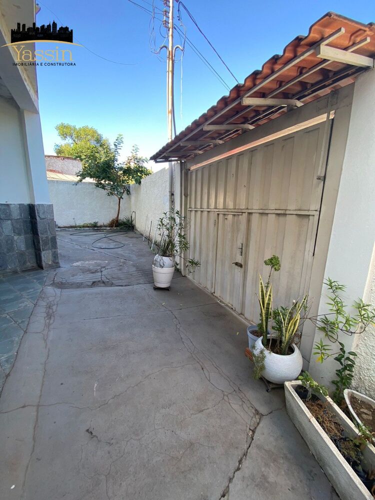 Casa, 4 quartos, 245 m² - Foto 36