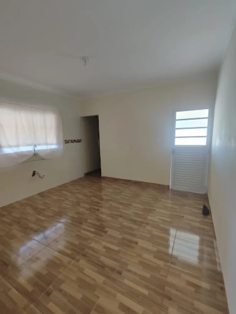 Chácara, 2 quartos, 1012 m² - Foto 3