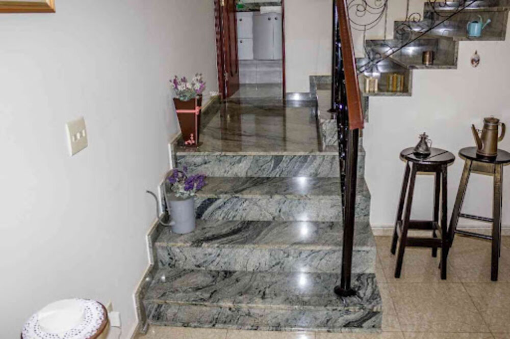 Chácara, 4 quartos, 2000 m² - Foto 1