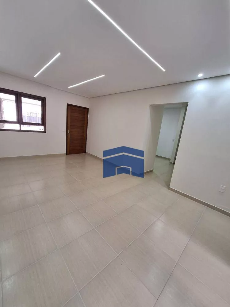 Casa à venda com 3 quartos, 130m² - Foto 4