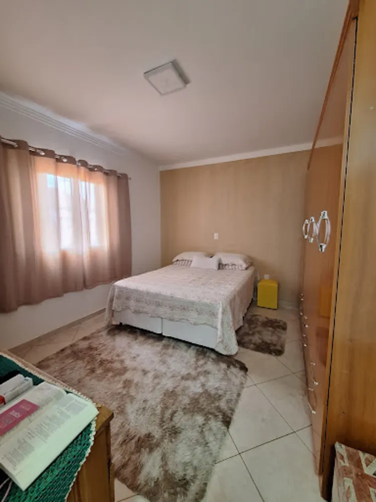 Casa, 2 quartos, 218 m² - Foto 4