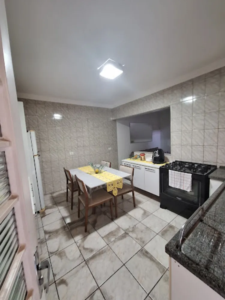 Casa, 2 quartos, 218 m² - Foto 2