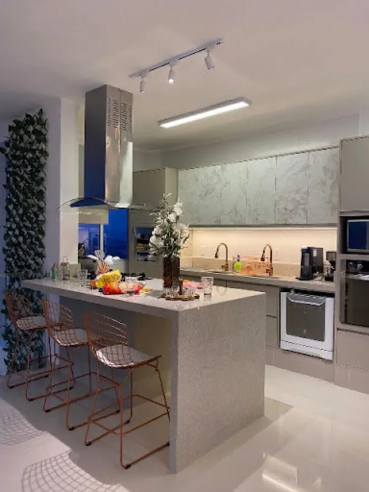Cobertura, 3 quartos, 177 m² - Foto 2