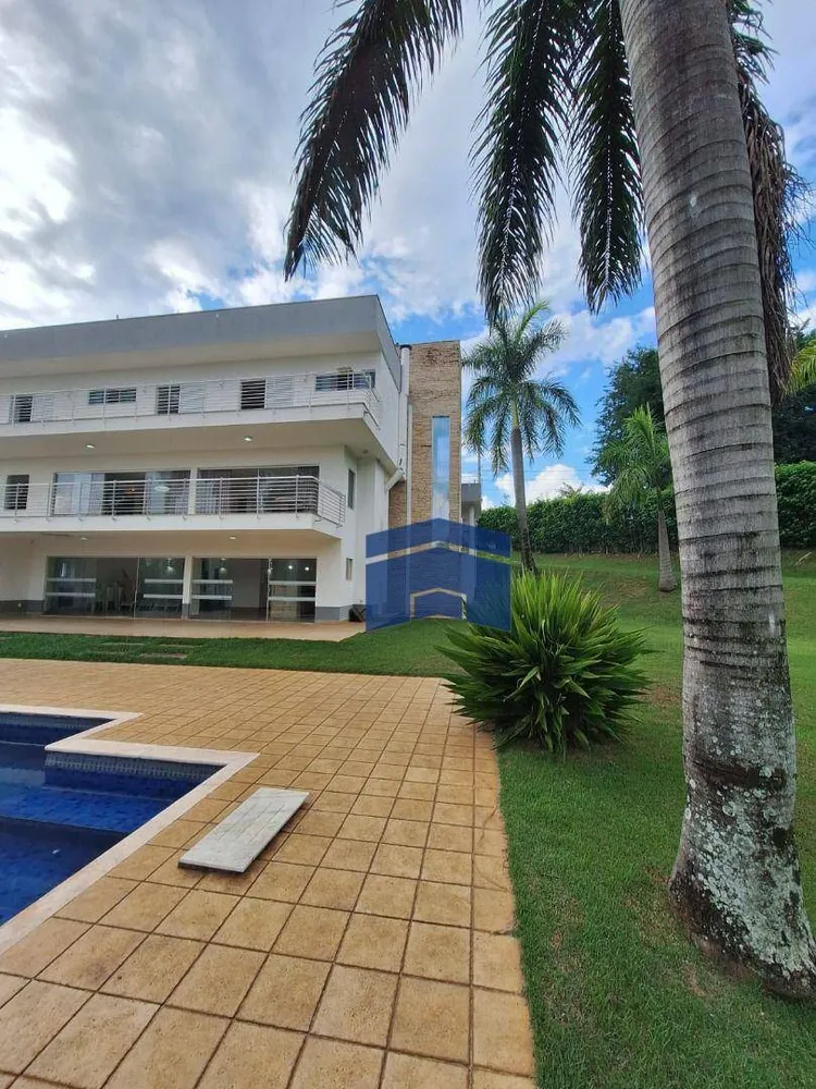 Sobrado, 6 quartos, 652 m² - Foto 1