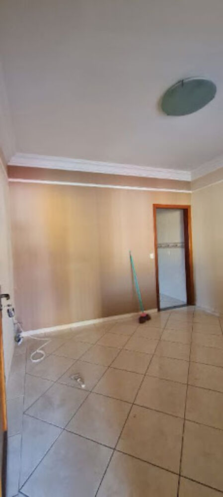 Casa à venda com 3 quartos, 113m² - Foto 3