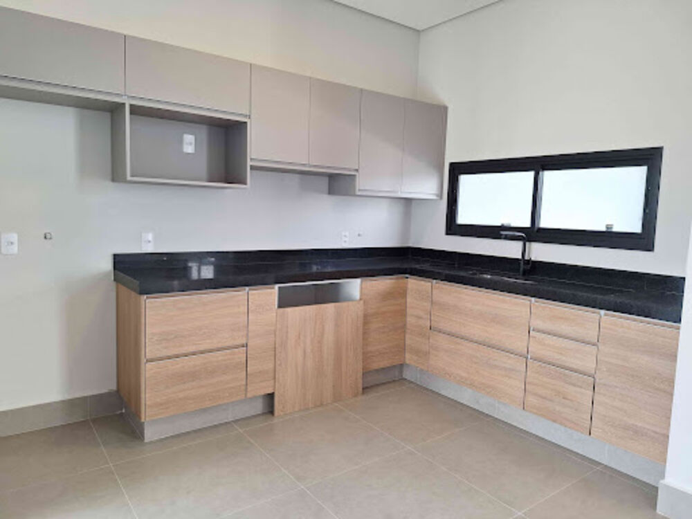 Casa à venda com 3 quartos, 104m² - Foto 4
