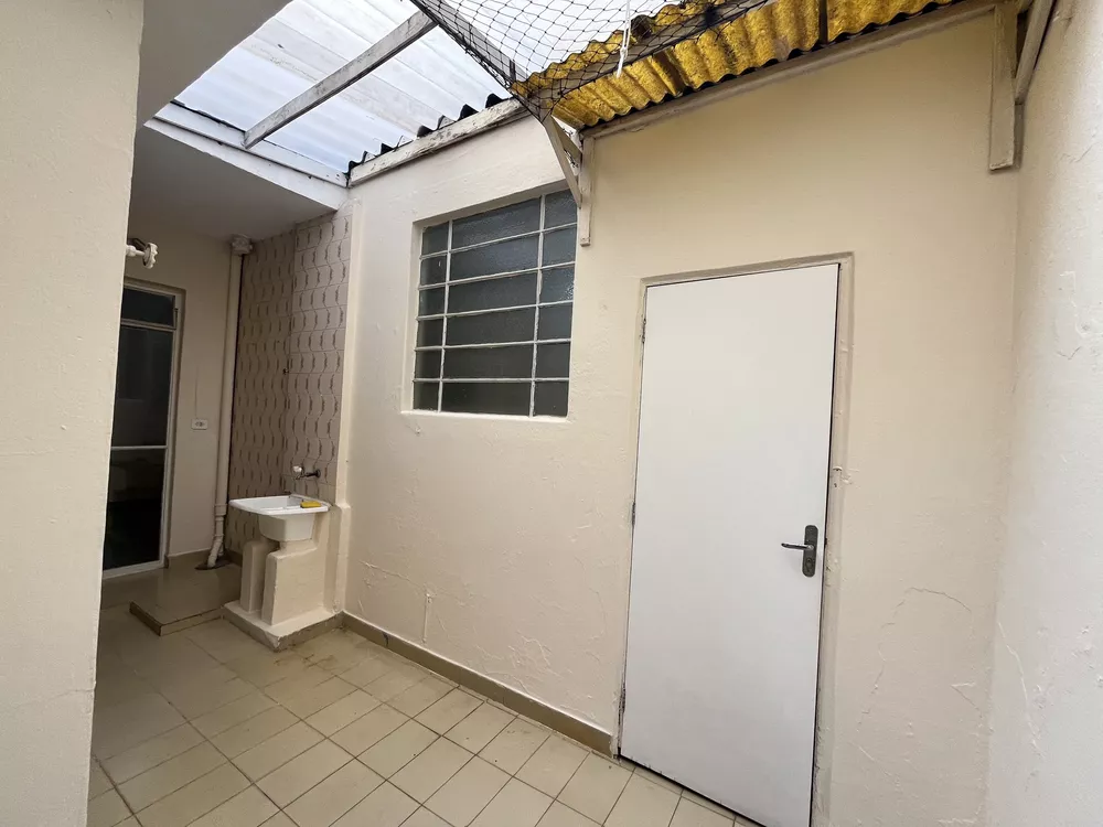 Apartamento para alugar com 3 quartos, 70m² - Foto 2