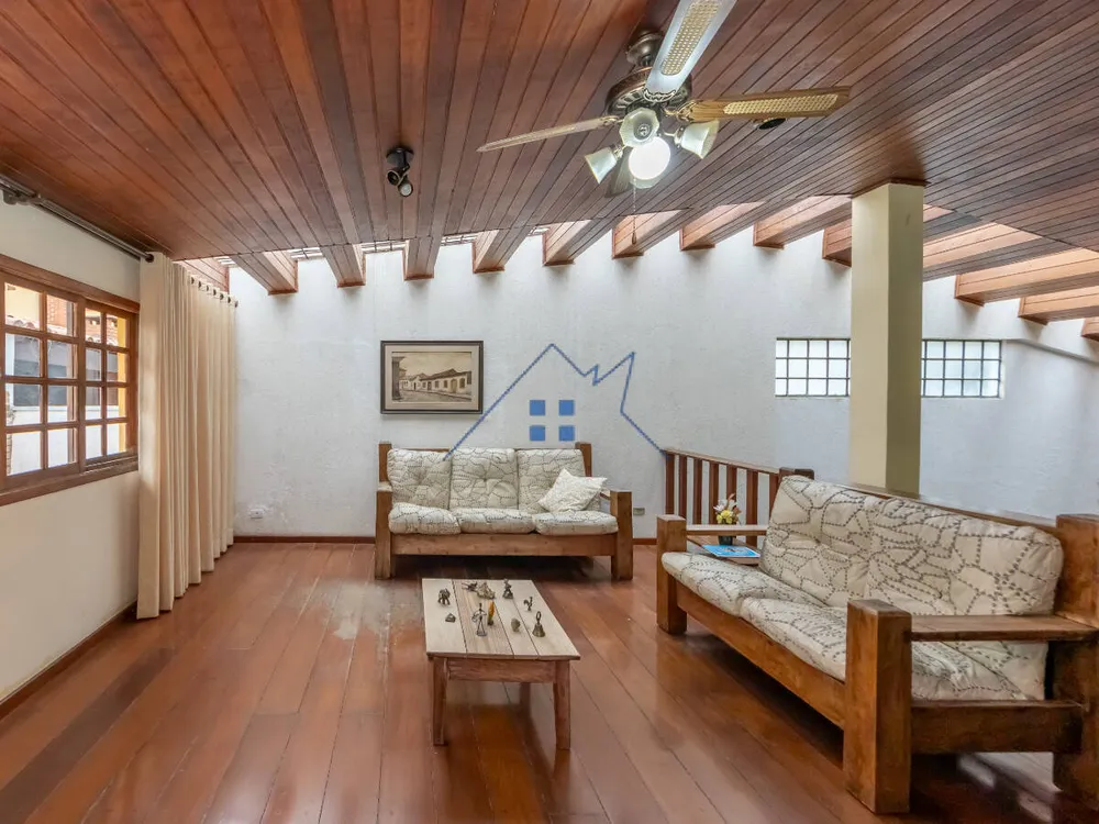 Casa, 3 quartos, 174 m² - Foto 1