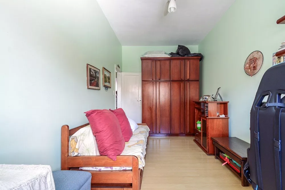 Casa à venda com 3 quartos, 180m² - Foto 30