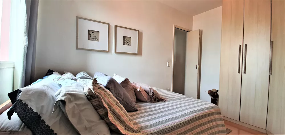 Apartamento à venda com 2 quartos, 56m² - Foto 2