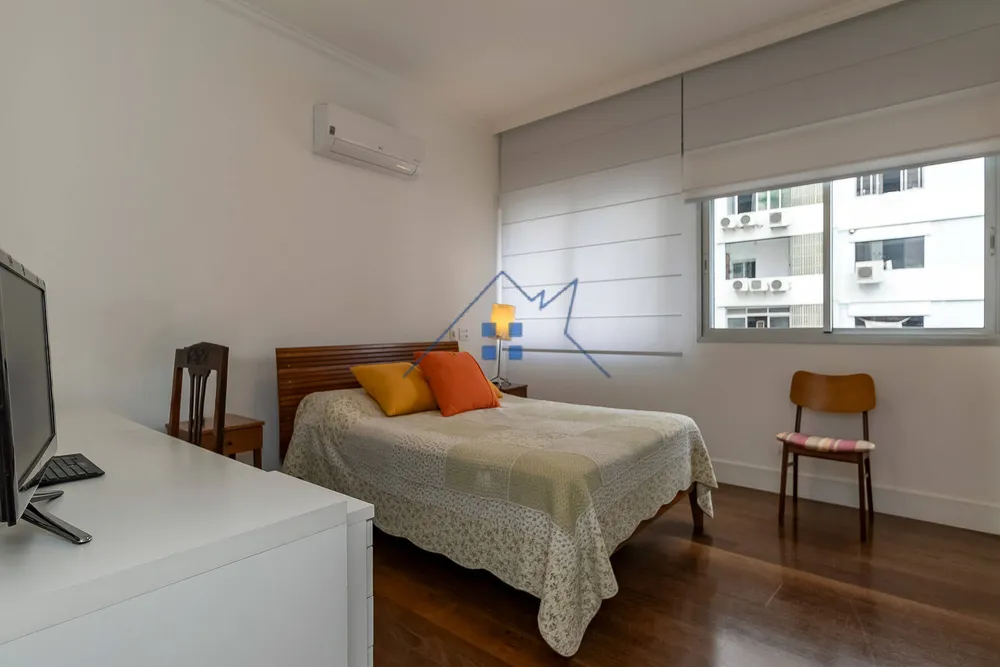 Apartamento, 3 quartos, 270 m² - Foto 1