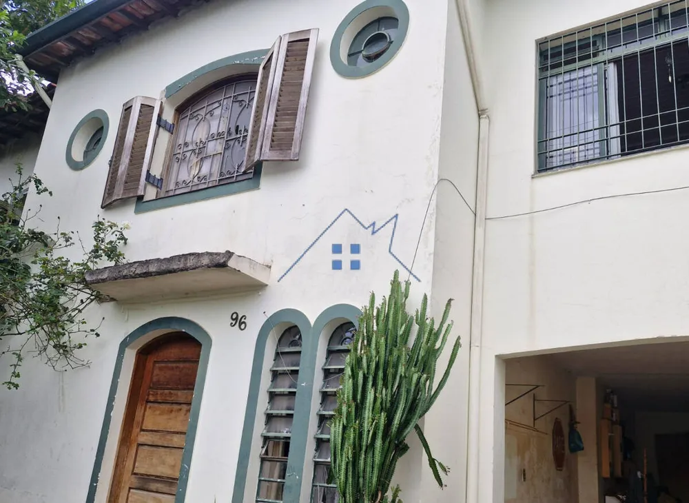 Casa, 5 quartos, 298 m² - Foto 1