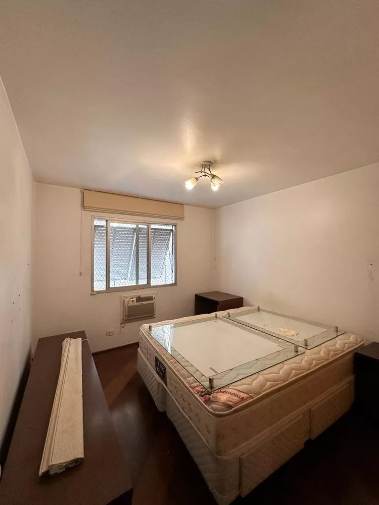 Apartamento à venda com 3 quartos, 144m² - Foto 6