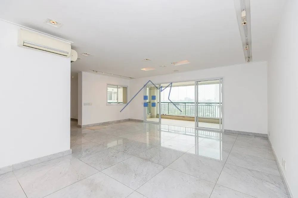 Apartamento, 3 quartos, 190 m² - Foto 1