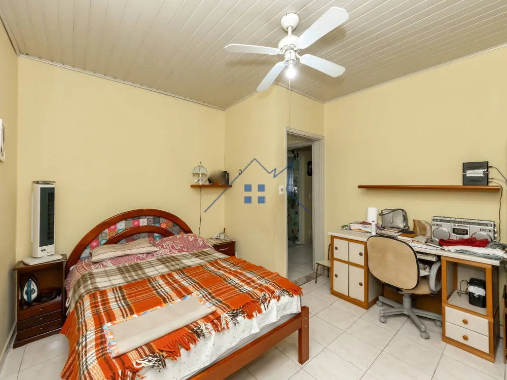 Casa, 8 quartos, 104 m² - Foto 2