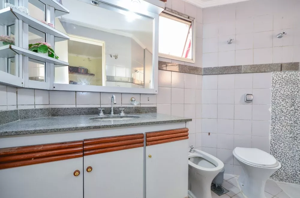 Apartamento à venda com 3 quartos, 137m² - Foto 22