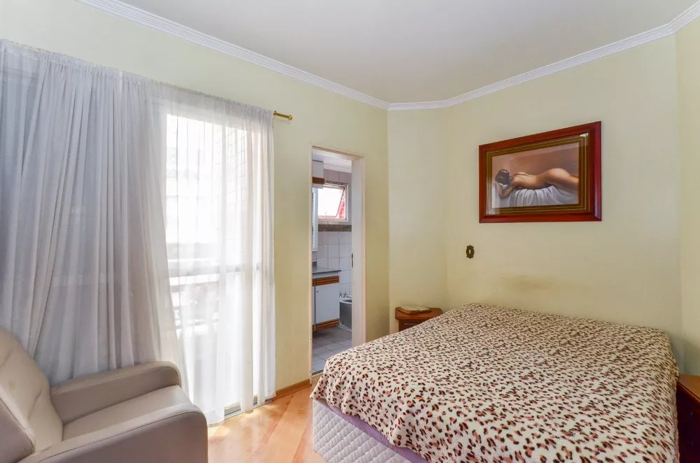 Apartamento à venda com 3 quartos, 137m² - Foto 19