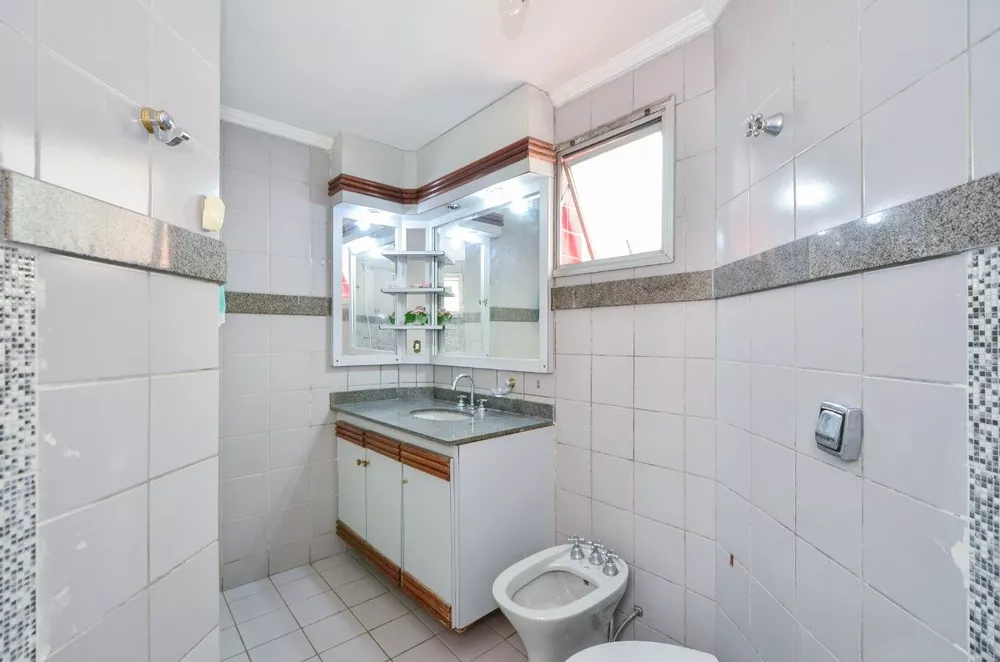 Apartamento à venda com 3 quartos, 137m² - Foto 21